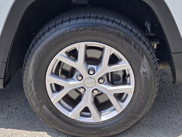used 2021 Jeep Grand Cherokee L car, priced at $31,306