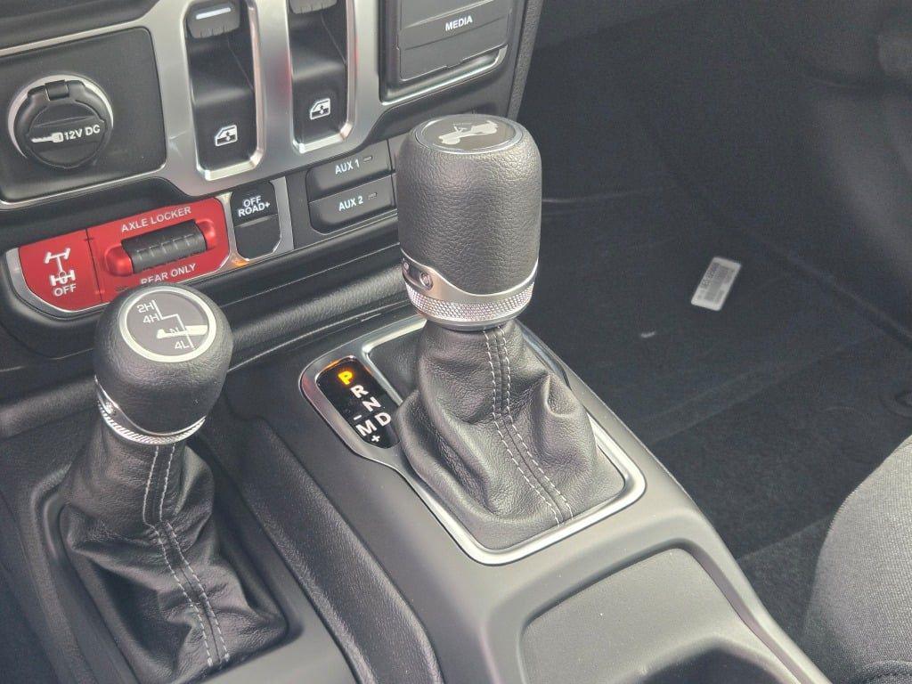 new 2025 Jeep Wrangler car, priced at $38,460