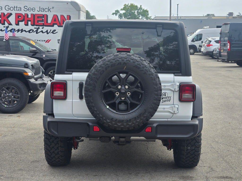 new 2025 Jeep Wrangler car, priced at $38,460