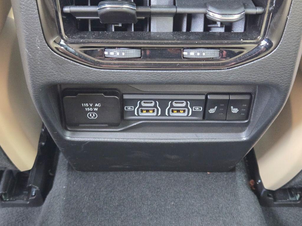 used 2024 Jeep Grand Cherokee car, priced at $38,533