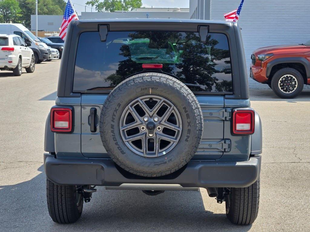 new 2025 Jeep Wrangler car, priced at $45,018
