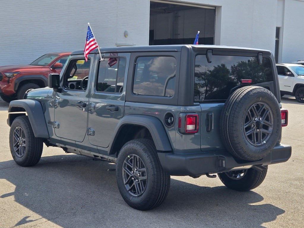 new 2025 Jeep Wrangler car, priced at $45,018