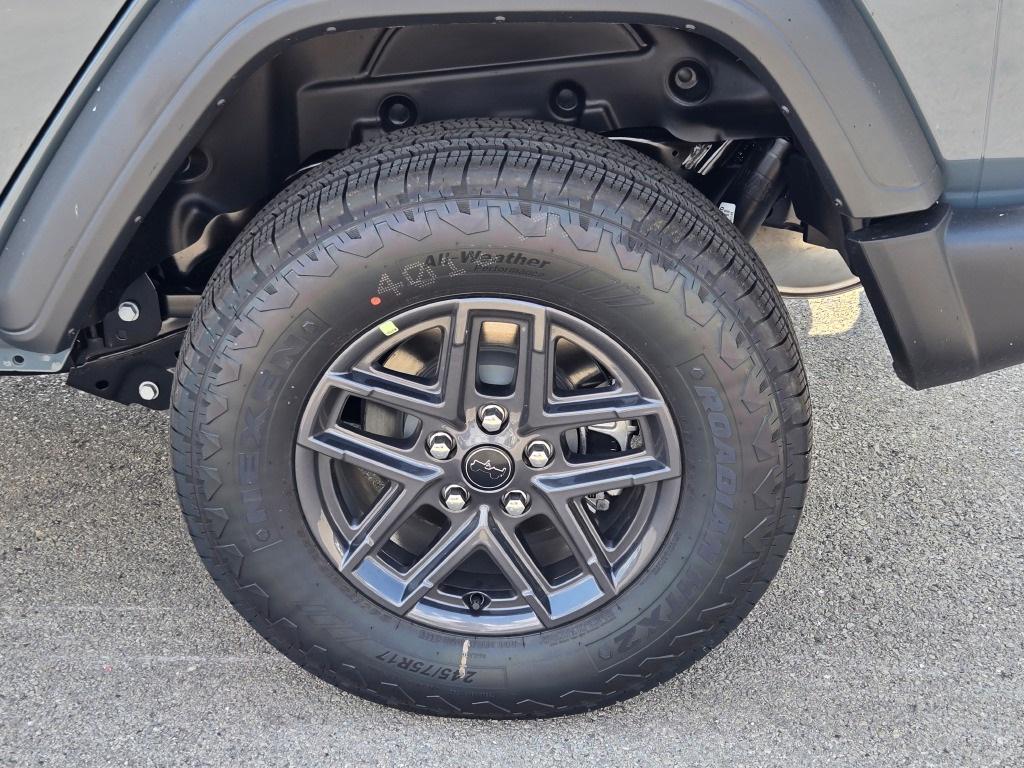 new 2025 Jeep Wrangler car, priced at $45,018