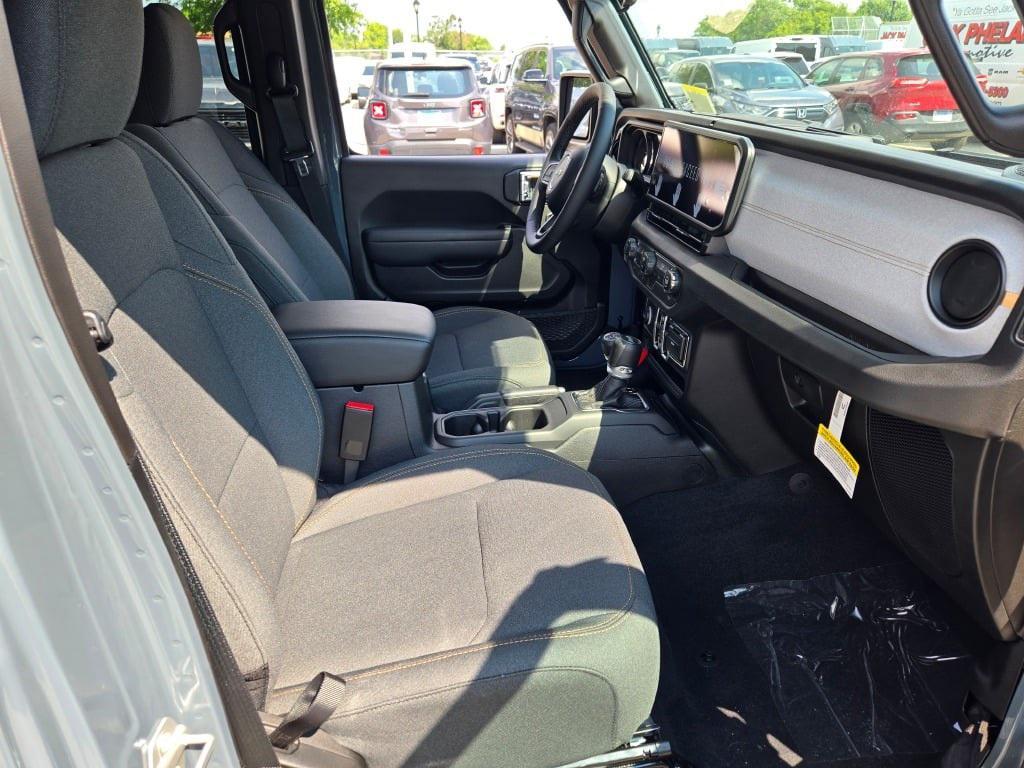 new 2025 Jeep Wrangler car, priced at $45,018