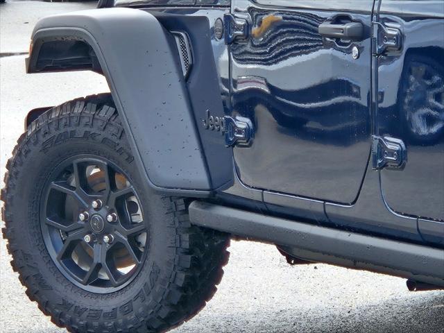 new 2025 Jeep Wrangler car, priced at $46,255