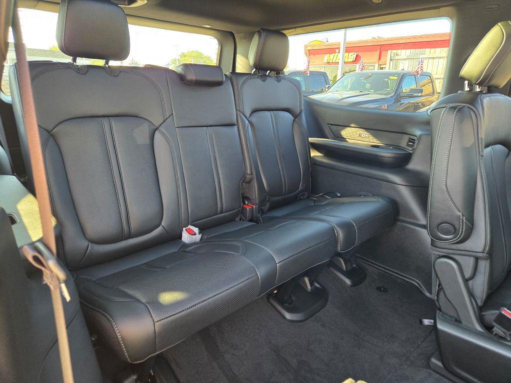 new 2025 Jeep Wagoneer car, priced at $74,102