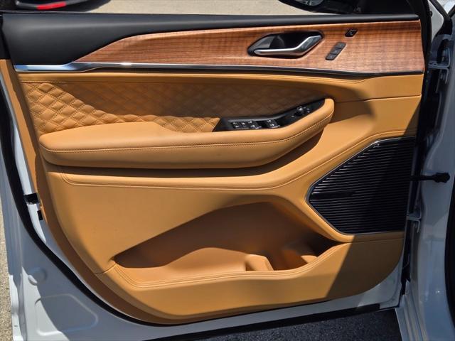 new 2025 Jeep Grand Cherokee L car, priced at $65,826