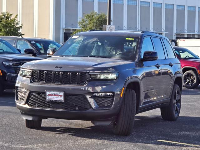 new 2025 Jeep Grand Cherokee car, priced at $55,735