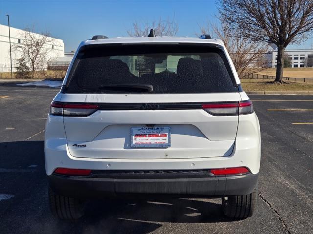 new 2025 Jeep Grand Cherokee car, priced at $42,080