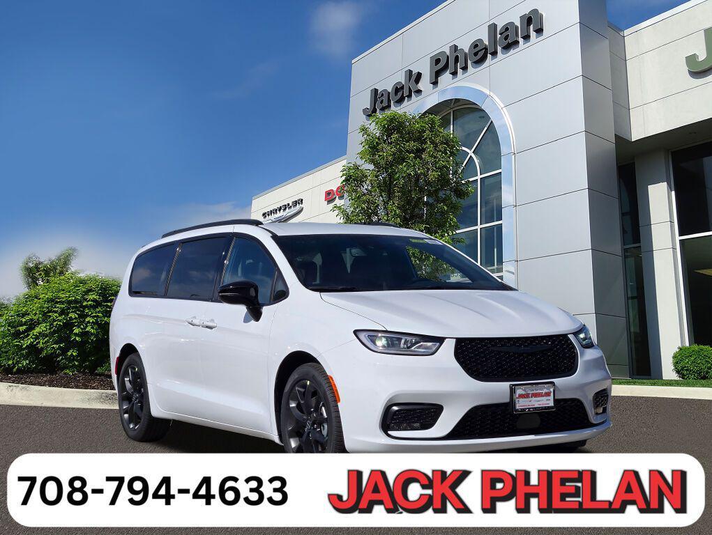 new 2026 Chrysler Pacifica car, priced at $42,153