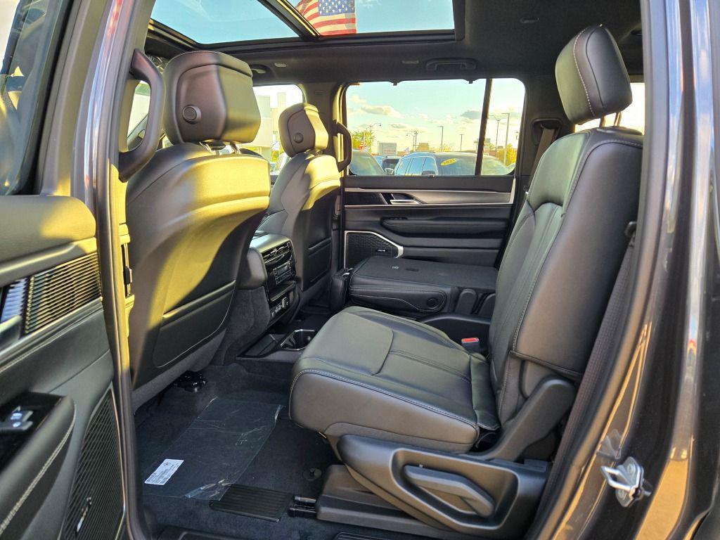 new 2025 Jeep Wagoneer car, priced at $73,221