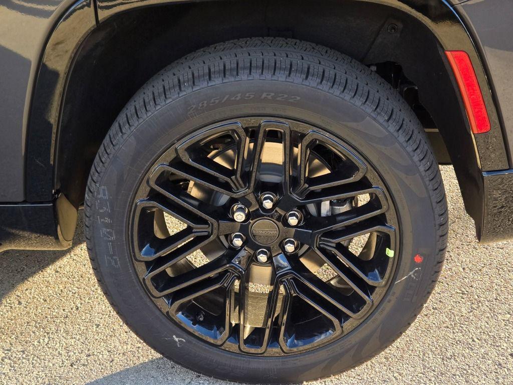 new 2025 Jeep Wagoneer car, priced at $73,221