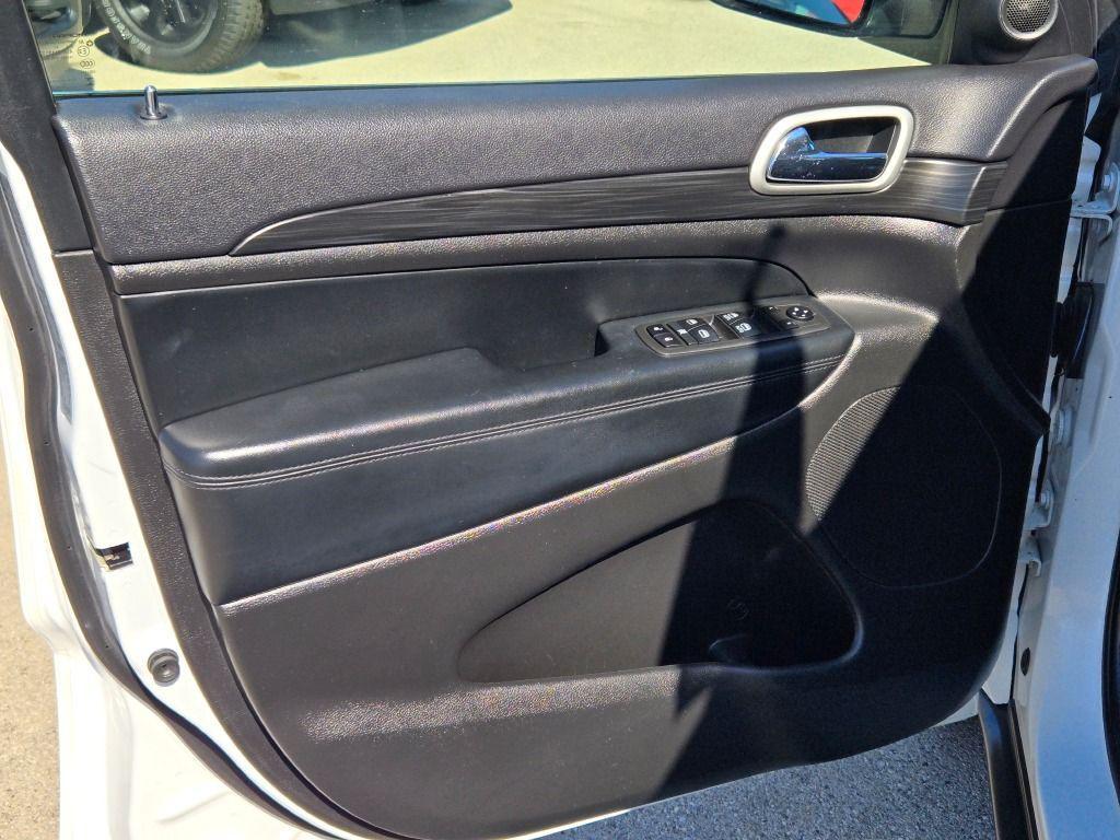 used 2021 Jeep Grand Cherokee car, priced at $25,476