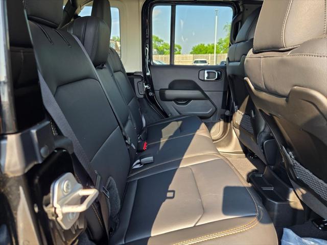 new 2025 Jeep Wrangler car, priced at $53,322