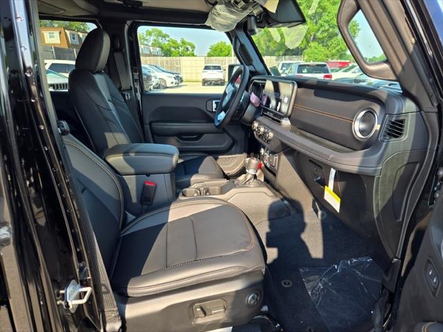 new 2025 Jeep Wrangler car, priced at $53,322