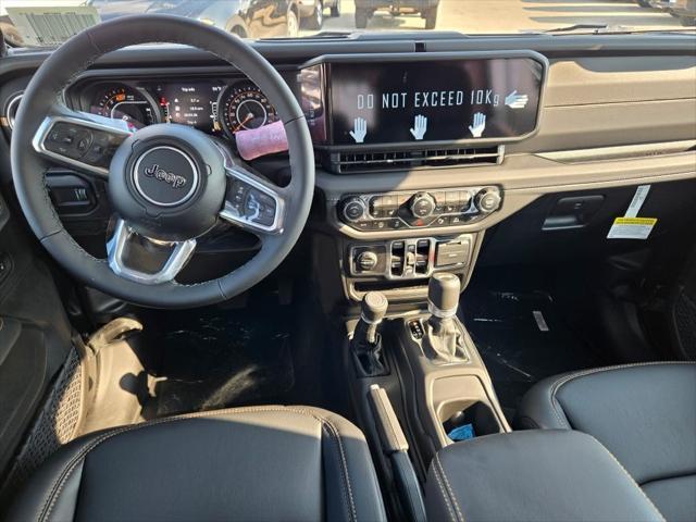new 2025 Jeep Wrangler car, priced at $53,322