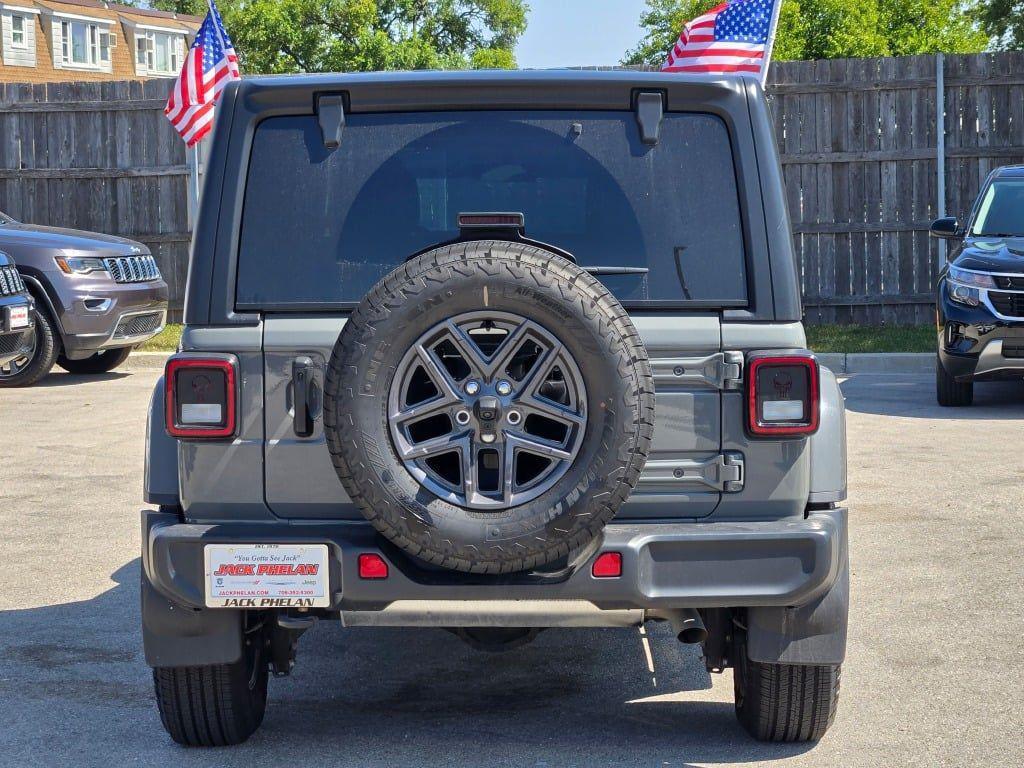 used 2022 Jeep Wrangler Unlimited car, priced at $37,765