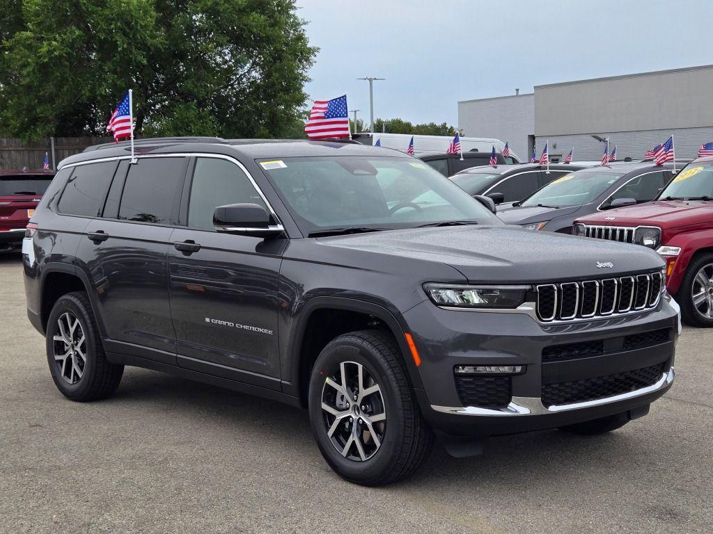 new 2025 Jeep Grand Cherokee L car, priced at $42,335