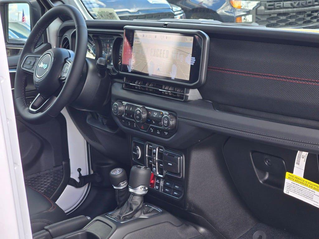 new 2025 Jeep Wrangler car, priced at $59,219