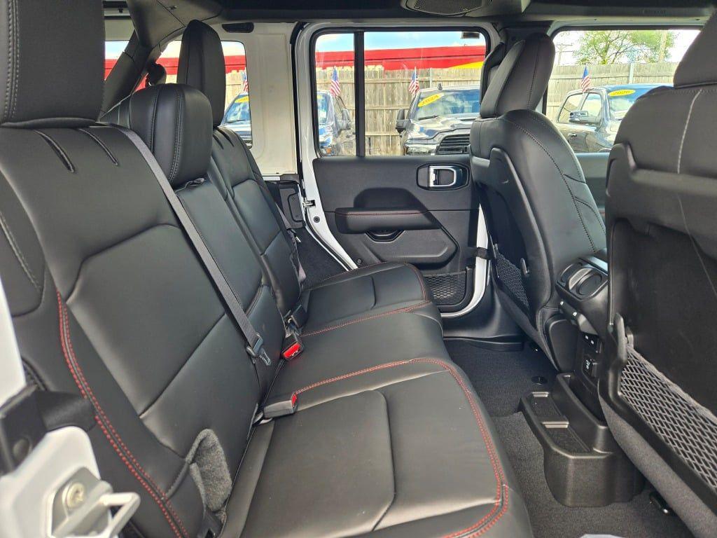 new 2025 Jeep Wrangler car, priced at $59,219