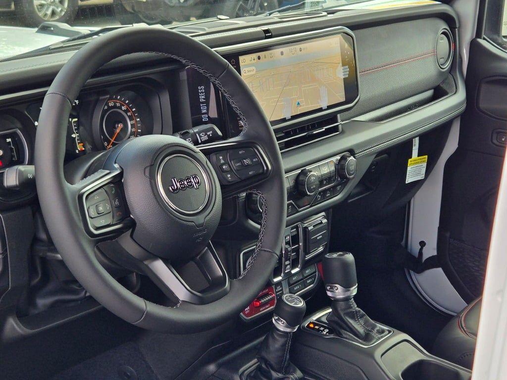 new 2025 Jeep Wrangler car, priced at $59,219