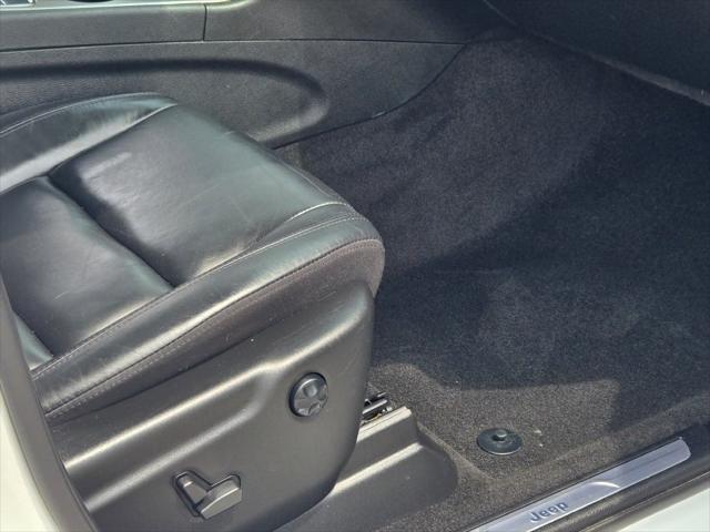 used 2022 Jeep Grand Cherokee car, priced at $27,170