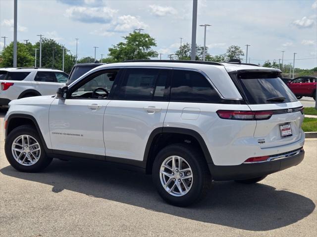new 2025 Jeep Grand Cherokee car, priced at $38,677