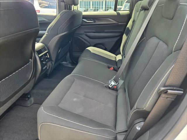 new 2025 Jeep Grand Cherokee car, priced at $38,677