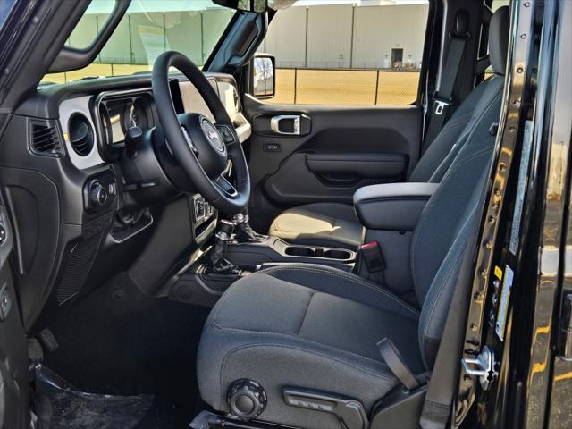 new 2025 Jeep Wrangler car, priced at $47,398