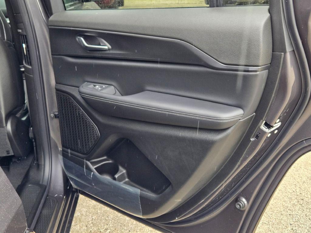 new 2025 Jeep Grand Cherokee L car, priced at $42,656