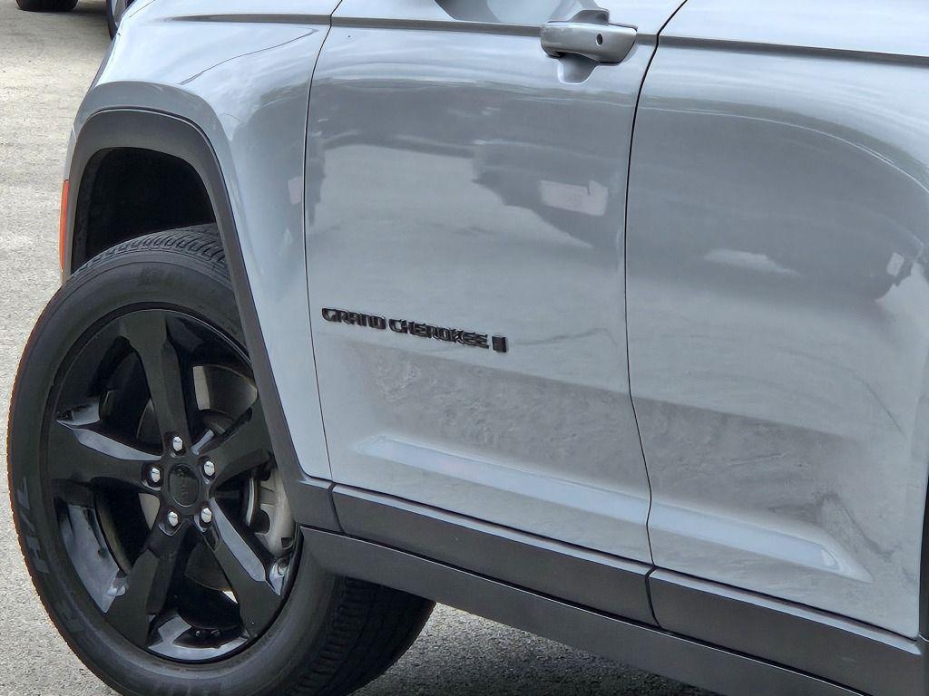 used 2023 Jeep Grand Cherokee L car, priced at $28,875