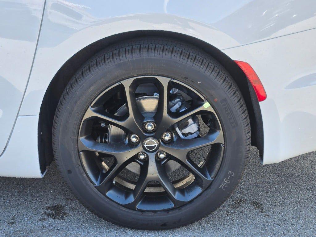 new 2026 Chrysler Pacifica car, priced at $51,257
