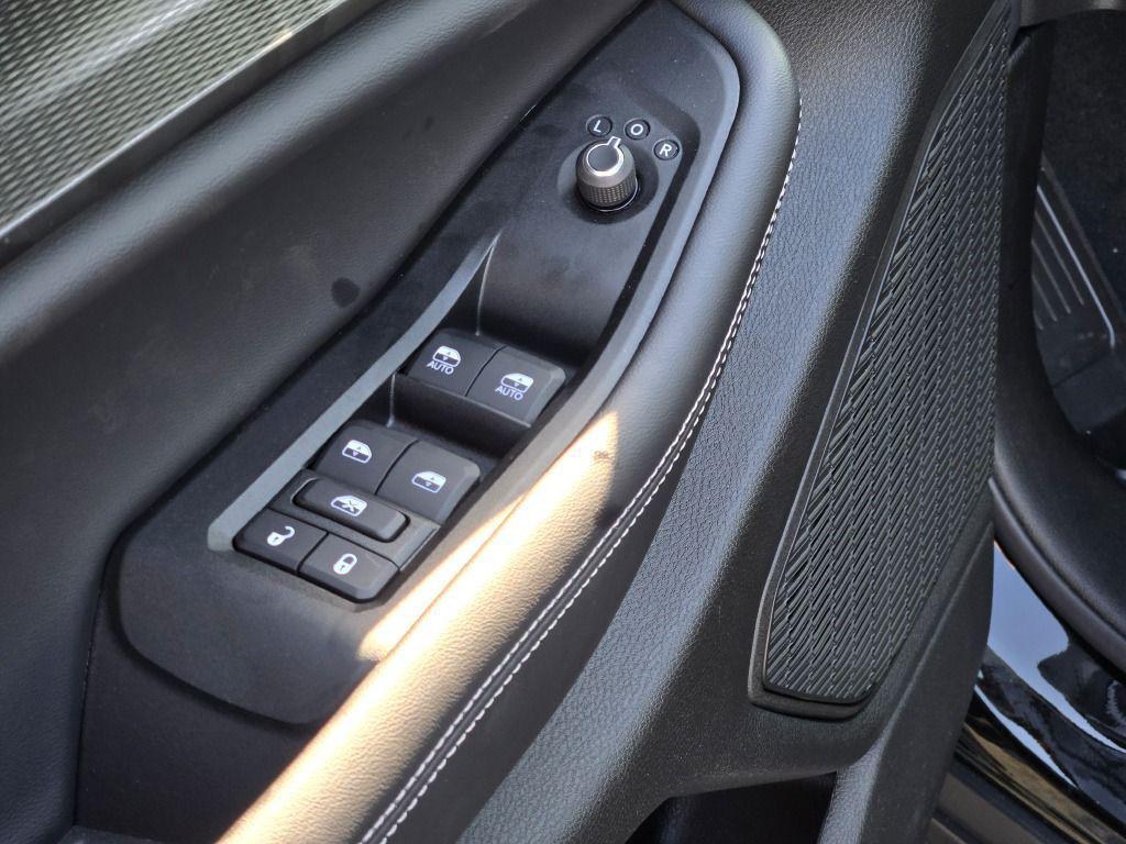 new 2025 Jeep Grand Cherokee L car, priced at $42,332