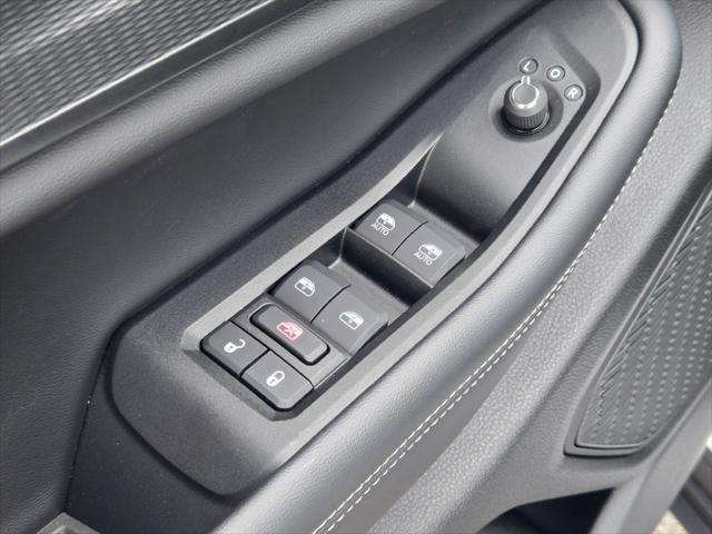 new 2025 Jeep Grand Cherokee car, priced at $40,830