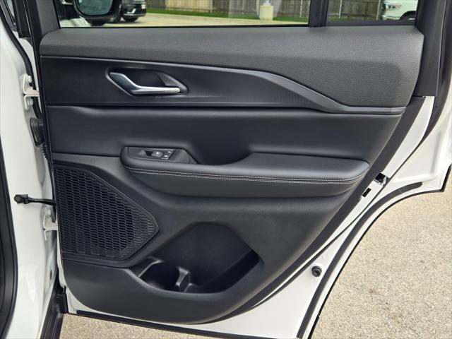 new 2025 Jeep Grand Cherokee car, priced at $40,830