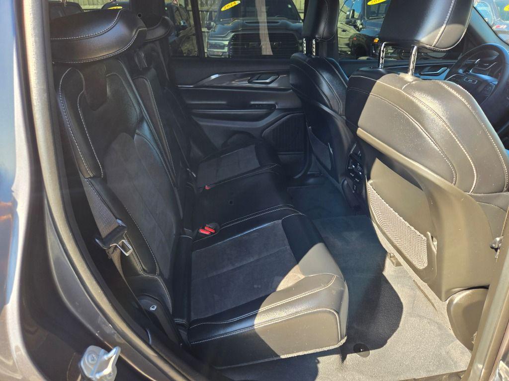 used 2023 Jeep Grand Cherokee car, priced at $30,118