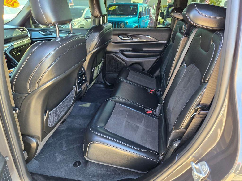 used 2023 Jeep Grand Cherokee car, priced at $30,118