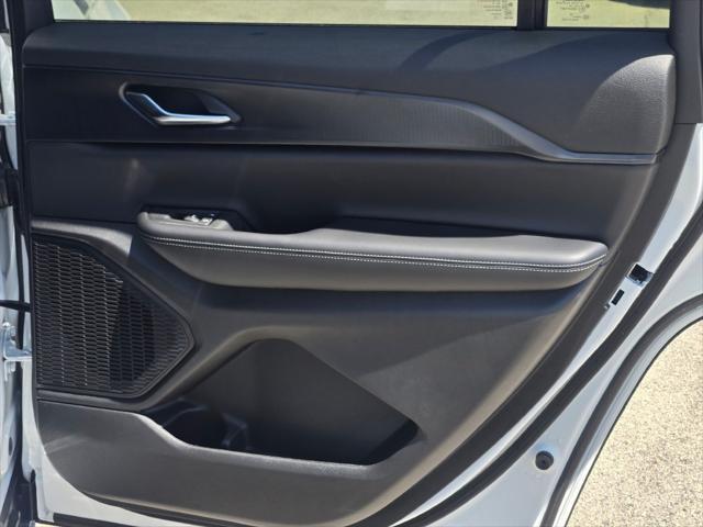 new 2025 Jeep Grand Cherokee L car, priced at $42,622