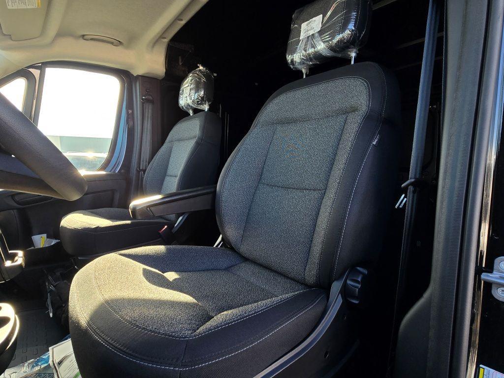 new 2025 Ram ProMaster 1500 car, priced at $44,042