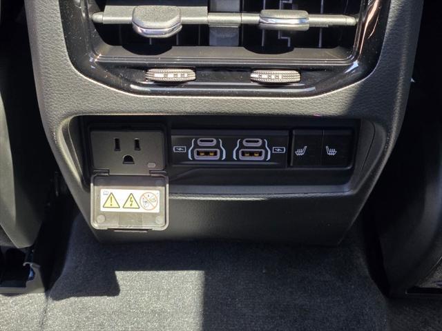 new 2025 Jeep Grand Cherokee car, priced at $51,071