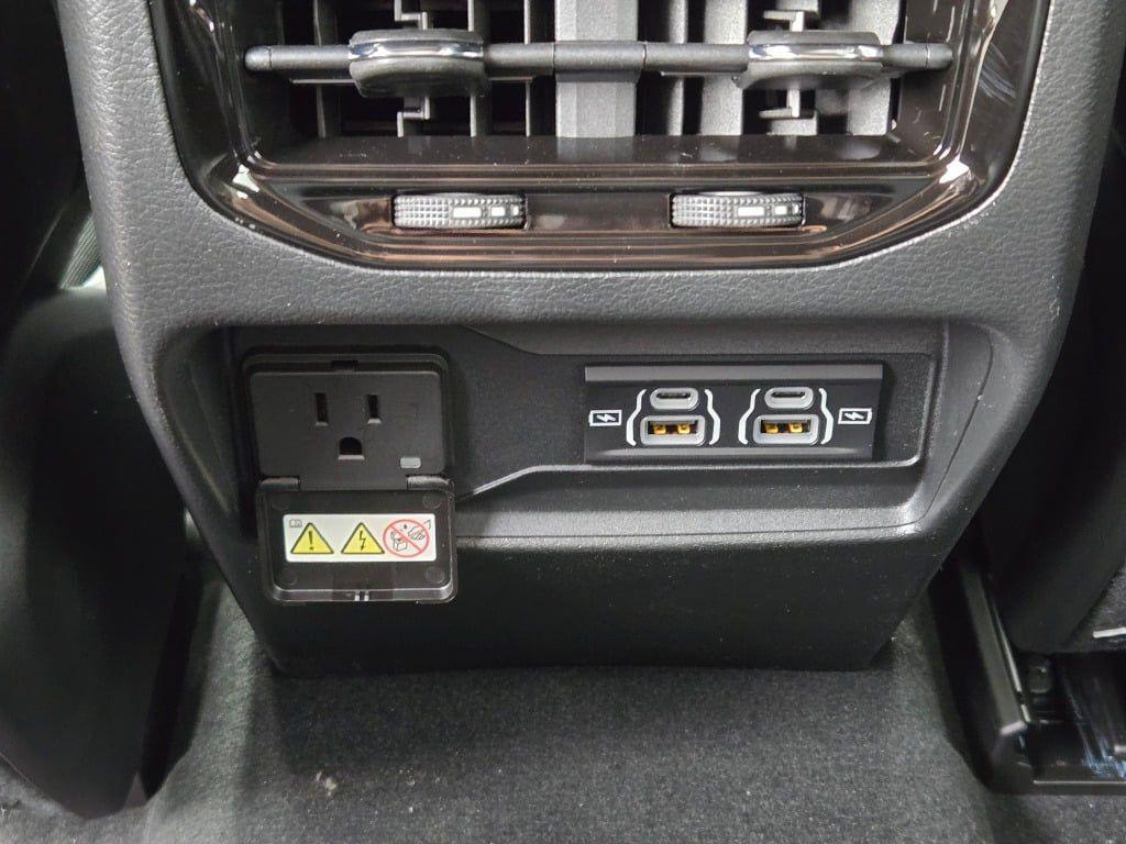 new 2025 Jeep Grand Cherokee car, priced at $39,310
