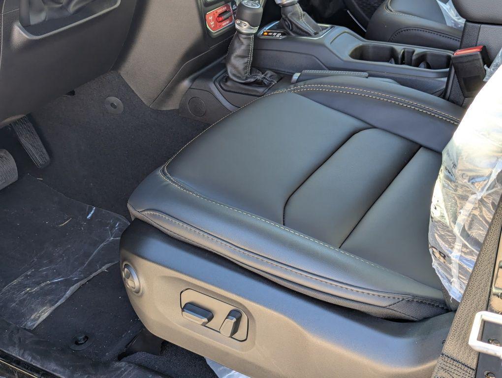 new 2025 Jeep Wrangler car, priced at $94,874