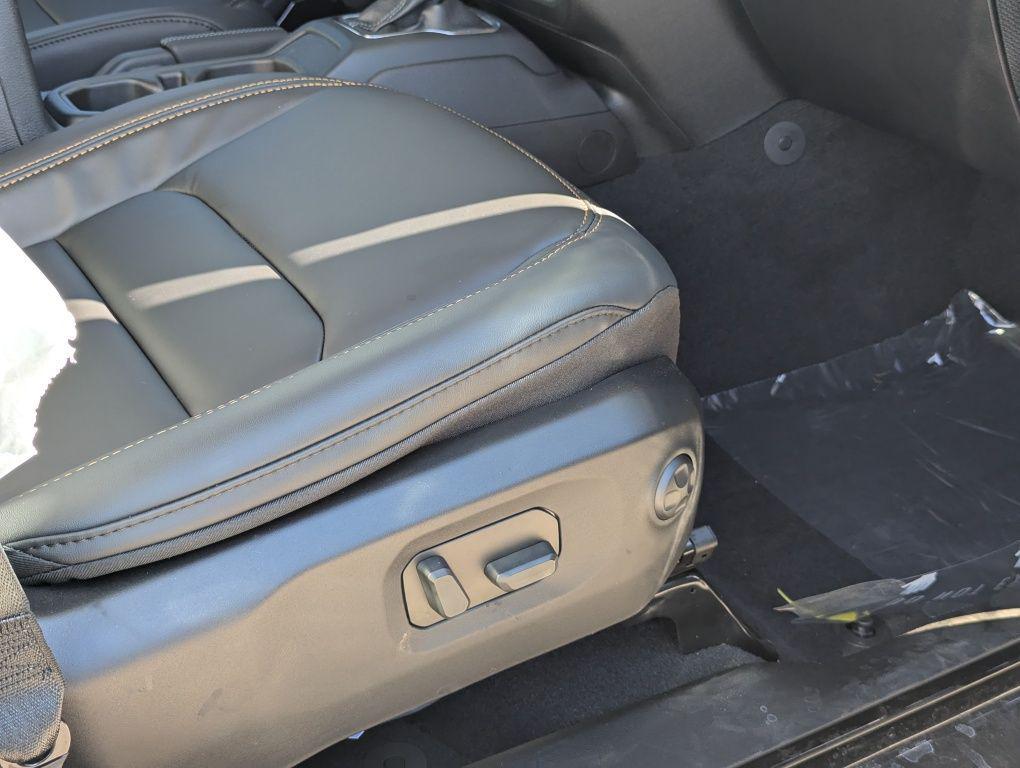 new 2025 Jeep Wrangler car, priced at $94,874