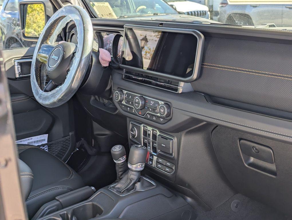 new 2025 Jeep Wrangler car, priced at $94,874