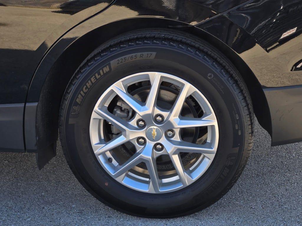 used 2022 Chevrolet Equinox car, priced at $21,845