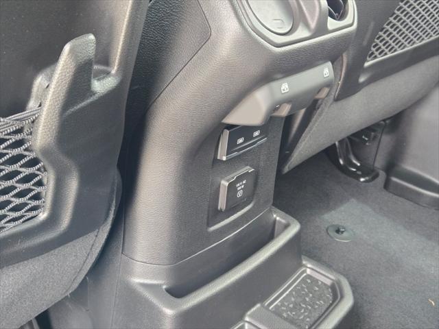 new 2025 Jeep Wrangler car, priced at $53,322