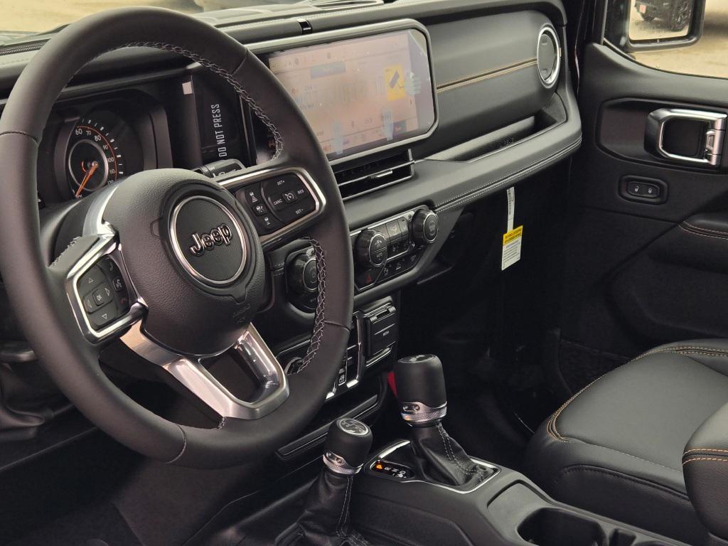 new 2025 Jeep Wrangler car, priced at $52,058