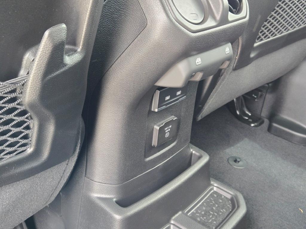 new 2025 Jeep Wrangler car, priced at $52,058