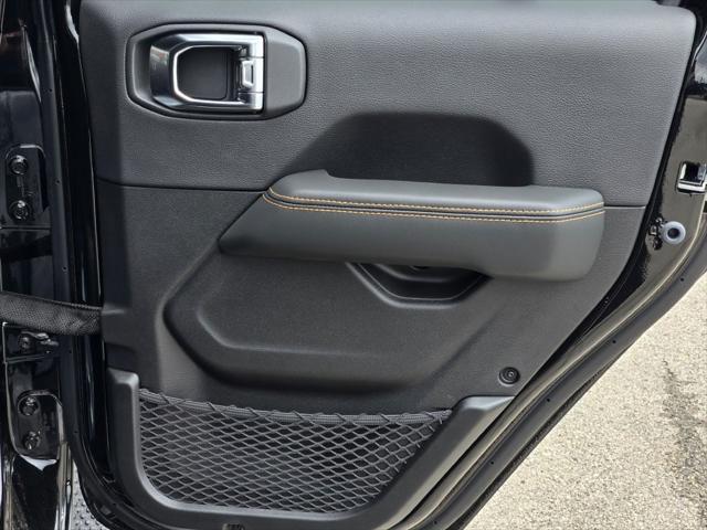 new 2025 Jeep Wrangler car, priced at $53,322