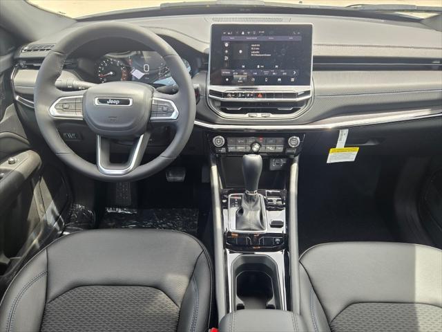 new 2025 Jeep Compass car, priced at $30,538